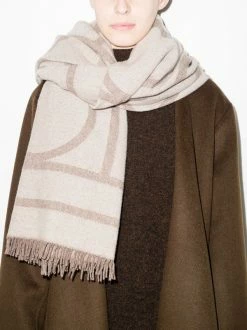 New 🔔 ( New Season ) Large Monogram Scarf By Totême 👏 7 New 🔔 ( New Season ) Large Monogram Scarf By Totême 👏 -Totême sale2022 17391827 37207718 600